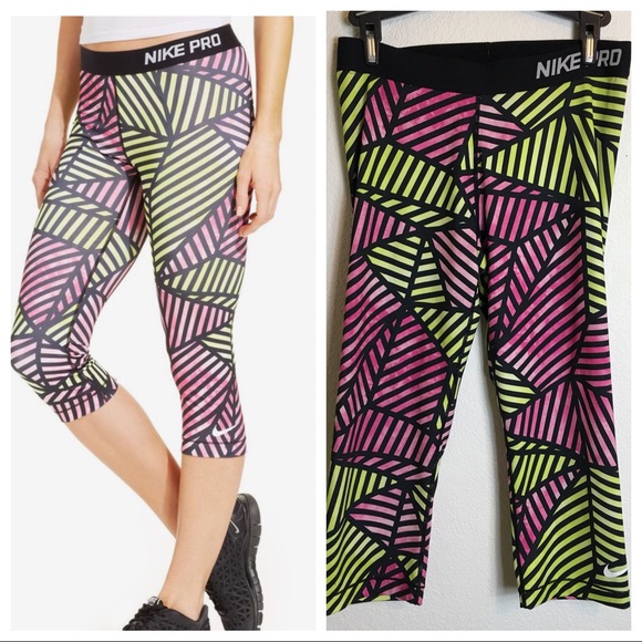 Nike Pants - Nike pro Capri Leggings